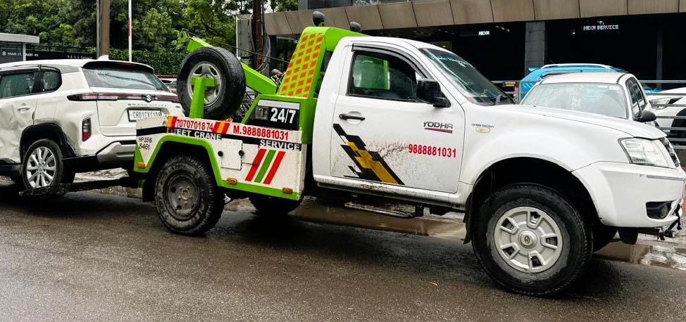 Towing Services in Sunny Enclave Kharar